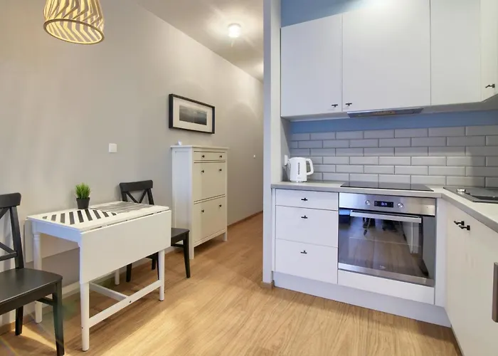 In - Potulicka * Szczecin