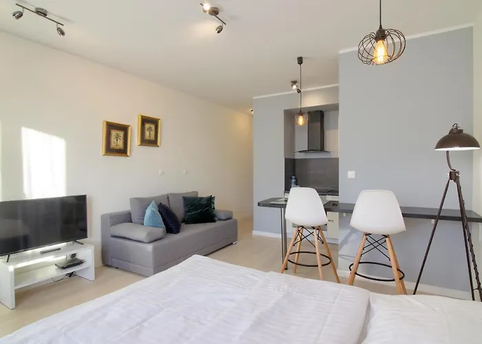 In - Potulicka Szczecin